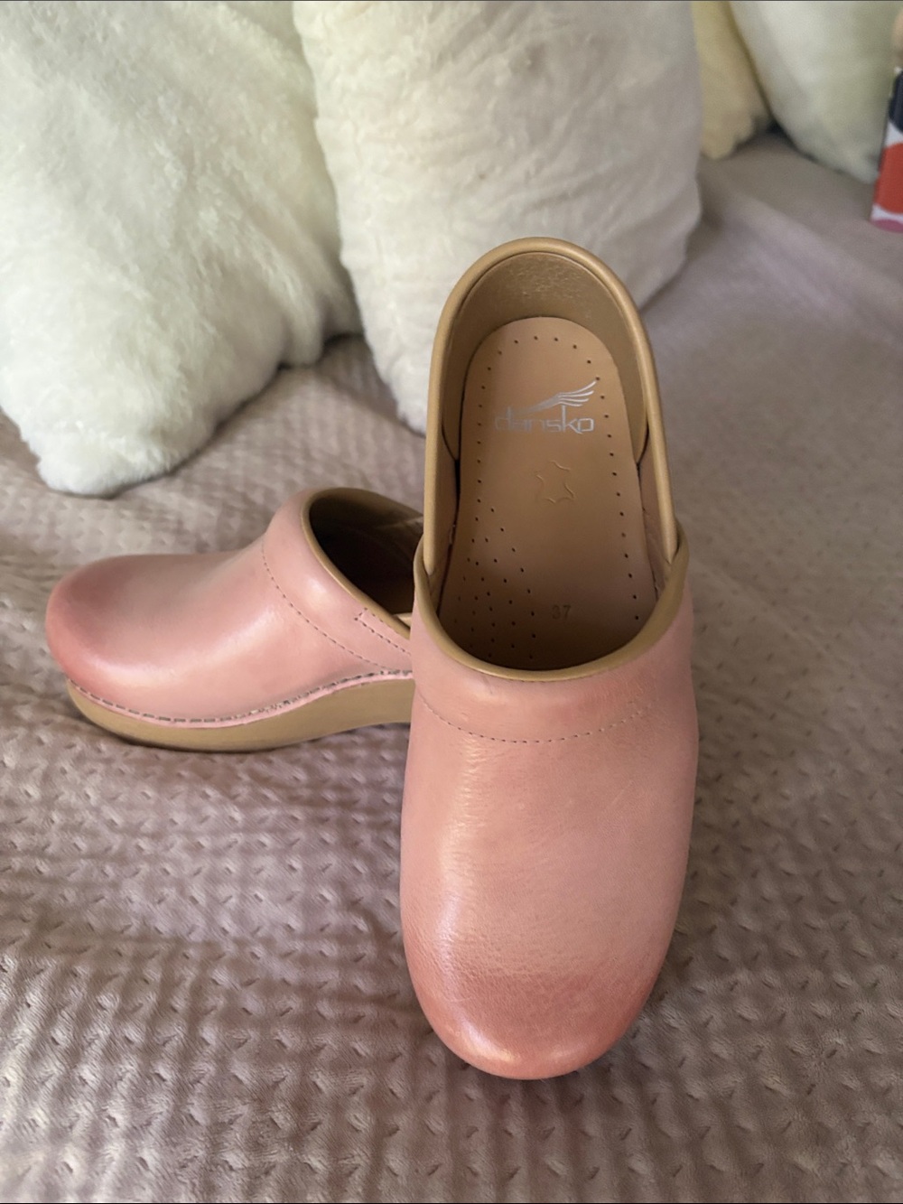 Dansko Dusty Pink Leather Clogs - Picture 1 of 3